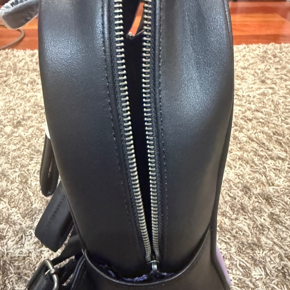 Disney Loungefly Evil Queen Backpack - Picture 2 of 4